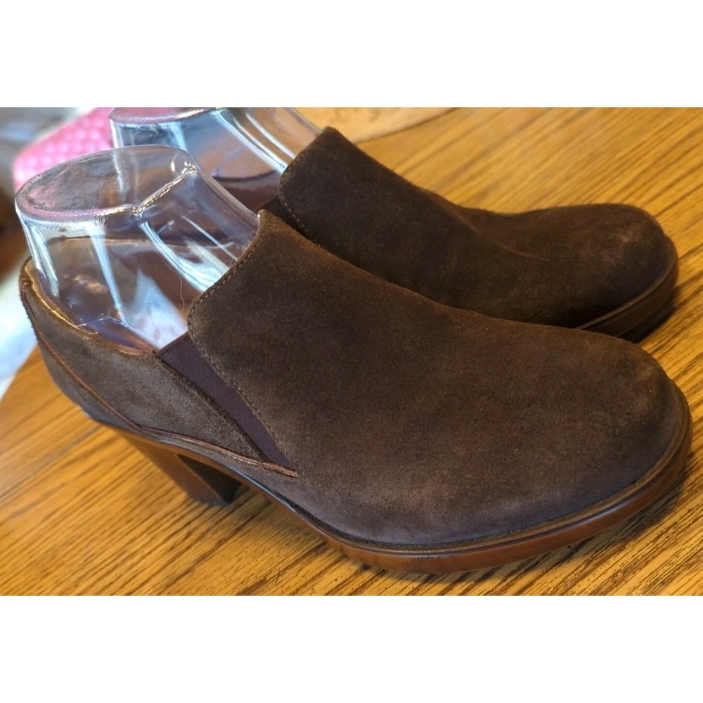 Dansko Womens Nancy Brown Suede Clogs Heels Size US 6.5 Comfort Shoes Slip On